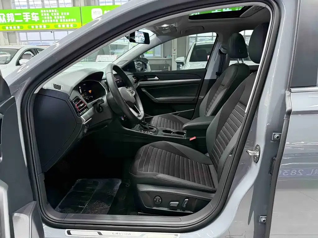 Volkswagen Lavida 2023 из CN, фото 7