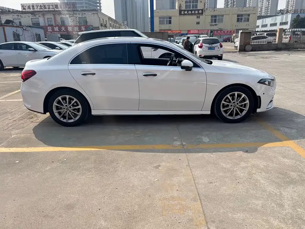 Mercedes-Benz A-Class 2022 из CN, фото 2