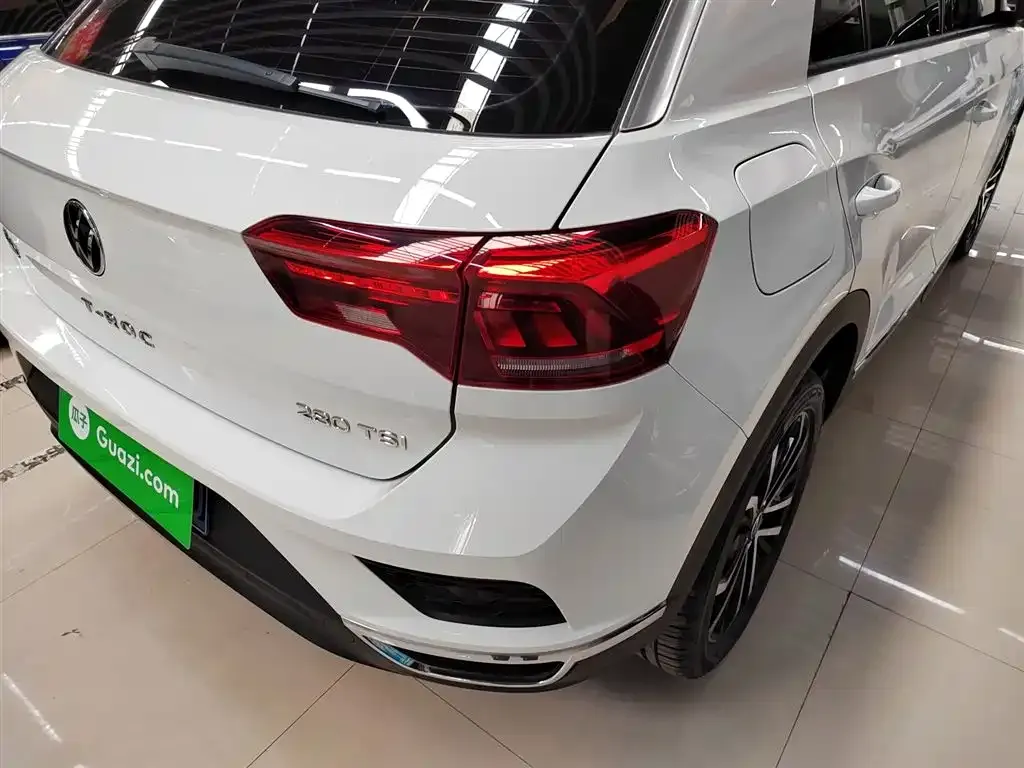 Volkswagen T-Roc 2021 из CN, фото 2