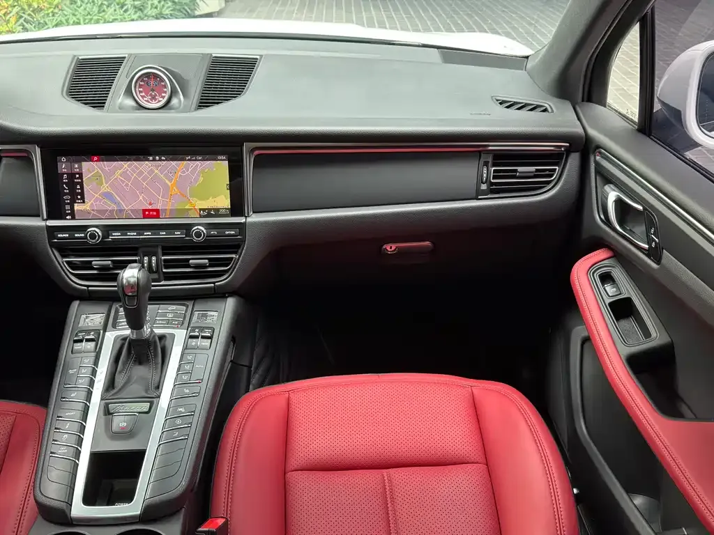 Porsche Macan 2021 из CN, фото 9