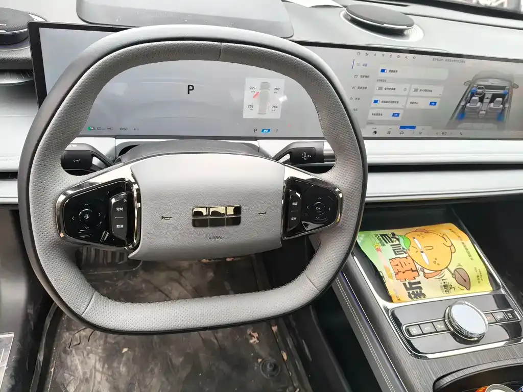 Geely Galaxy E8 — фото 10