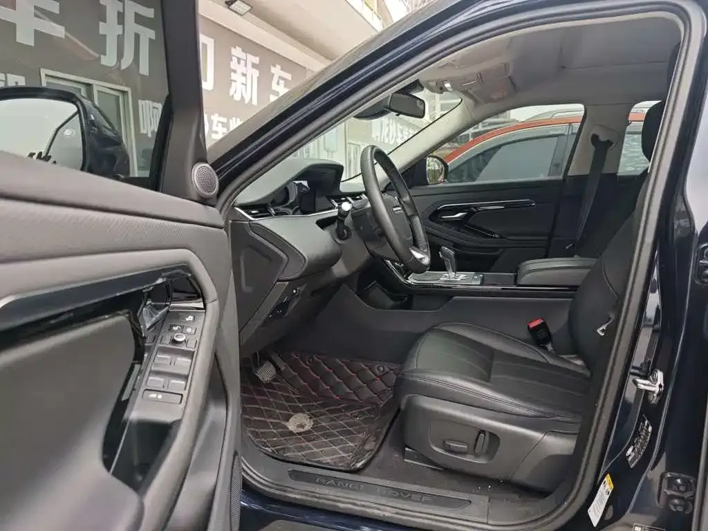 Land Rover Evoque 2021 из CN, фото 3