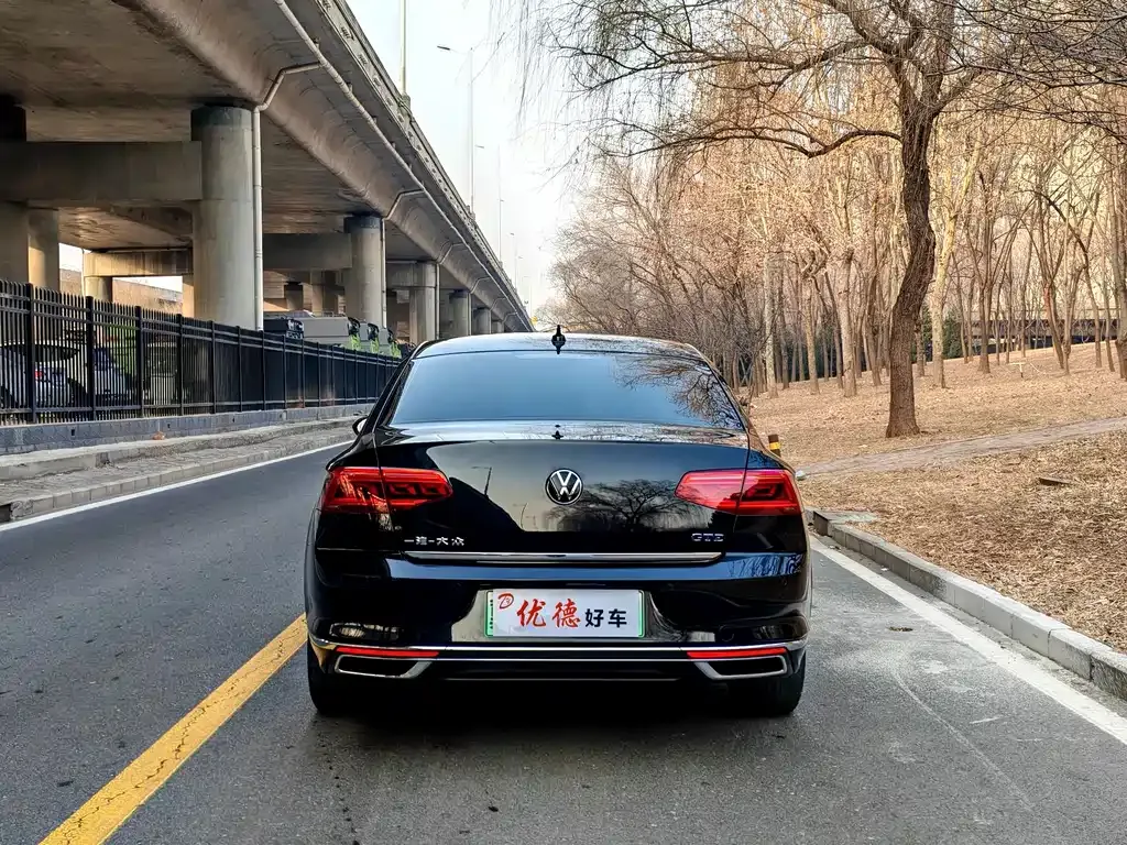 Volkswagen Magotan GTE PHEV 2022 из CN, фото 7