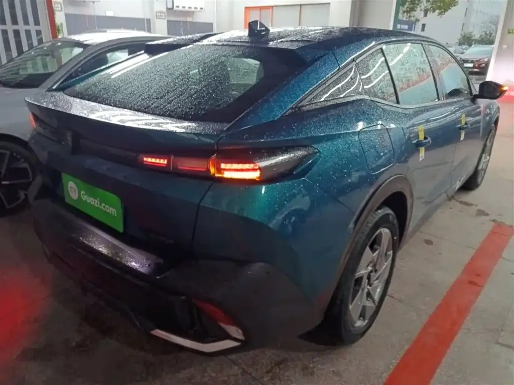 Peugeot 408X 2024 из CN, фото 8