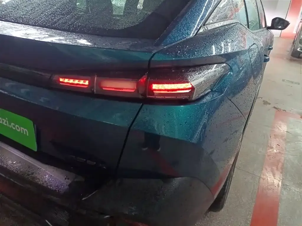 Peugeot 408X 2024 из CN, фото 7