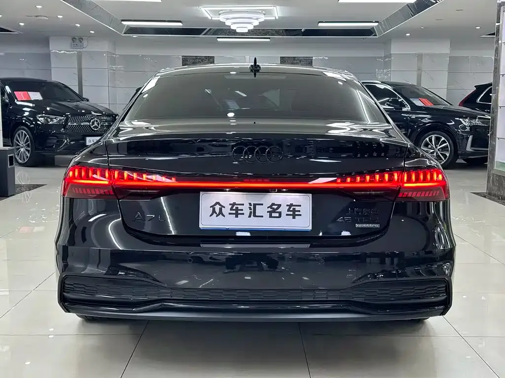 Audi A7L 2023 из CN, фото 10