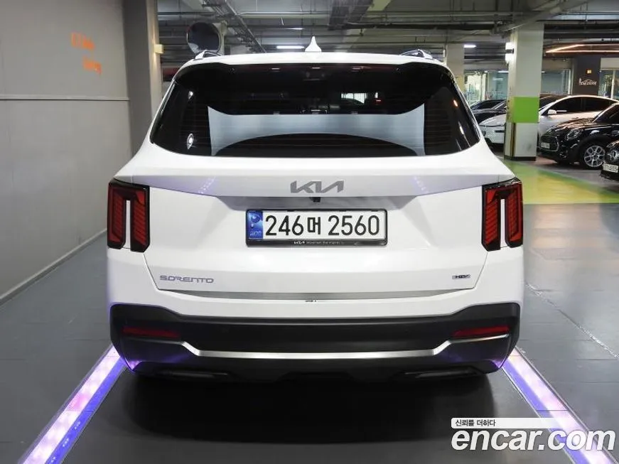 Kia Sorento — фото 6