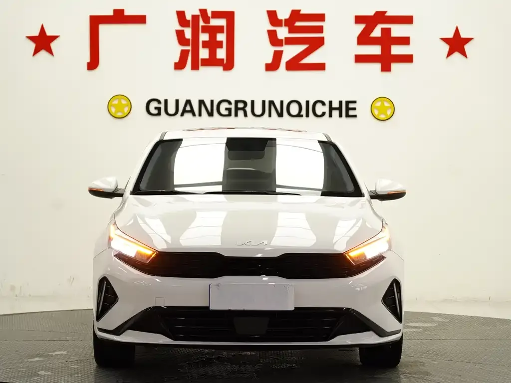 Kia K3 2023 из CN, фото 5