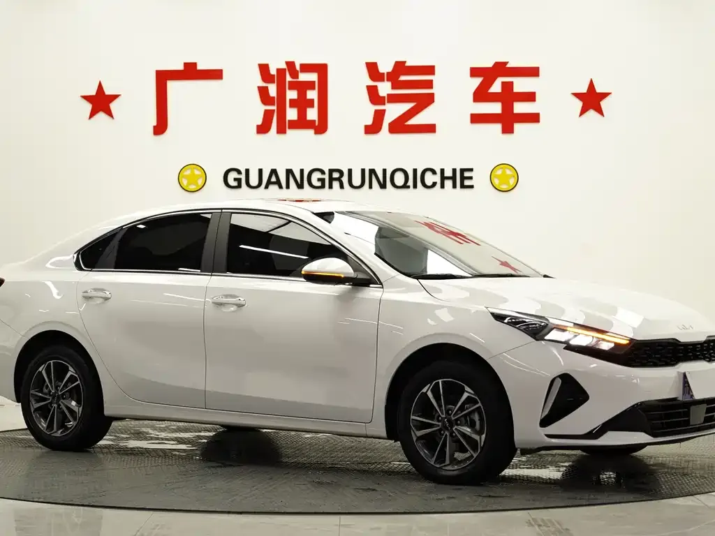 Kia K3 2023 из CN, фото 7