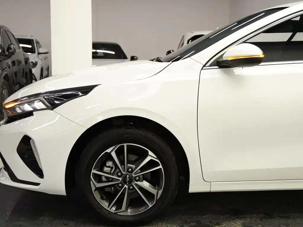 Kia K3 2023 из CN, фото 8
