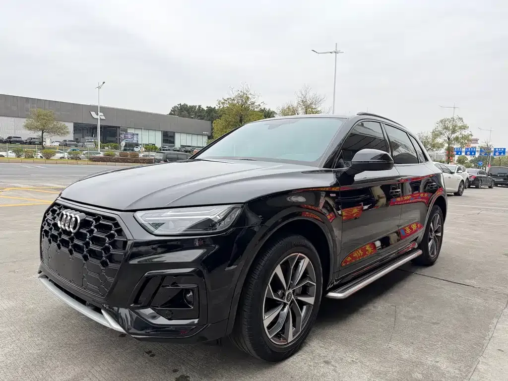 Audi Q5L 2023 из CN, фото 1