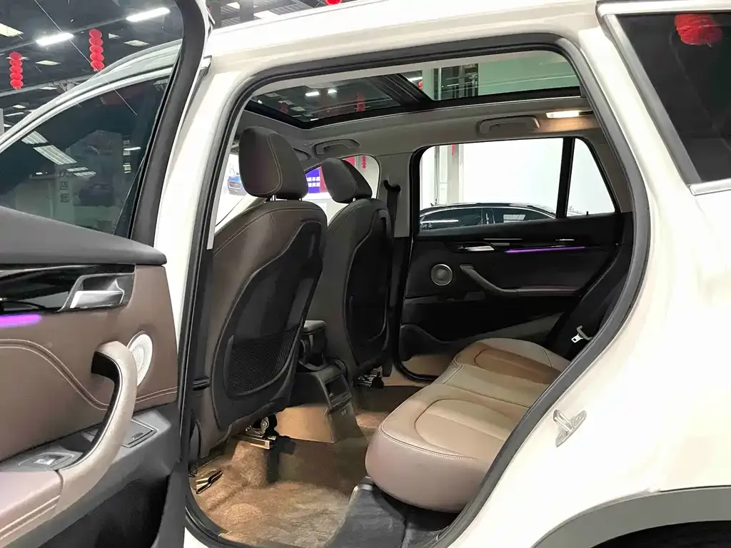 BMW X1 2022 из CN, фото 7