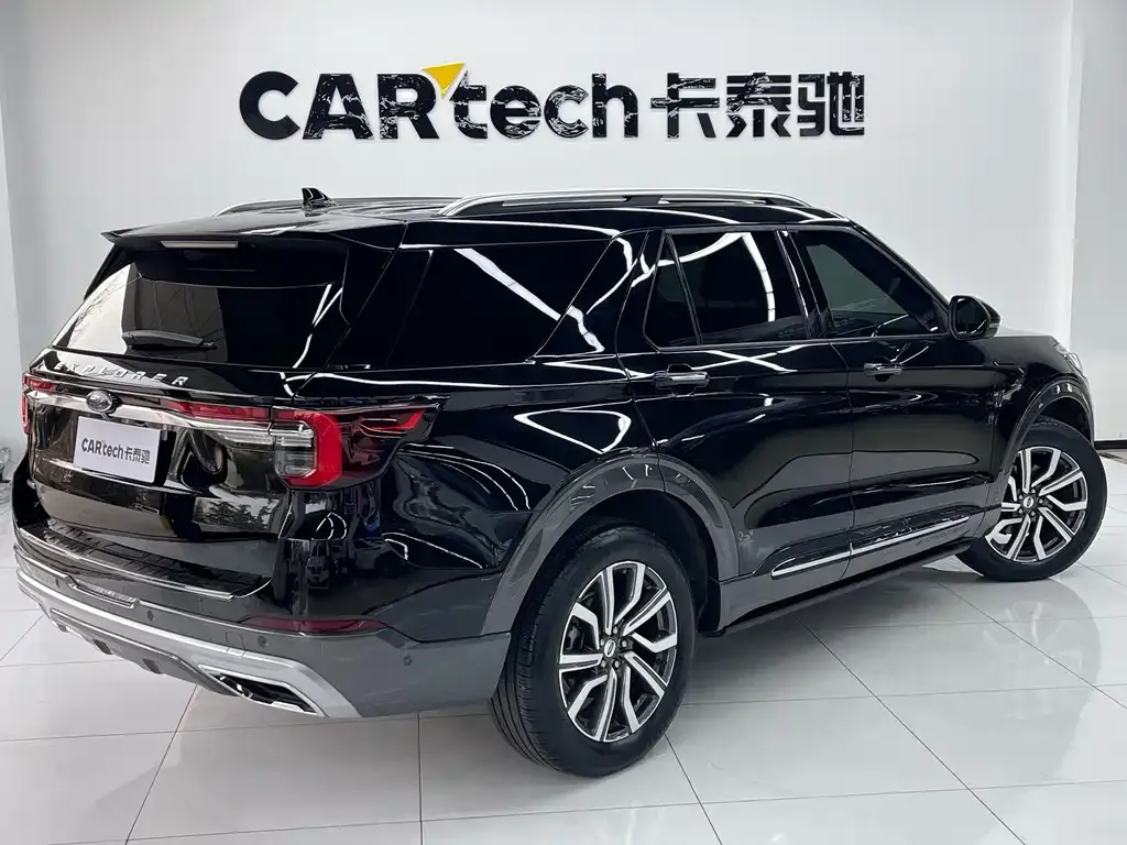 Ford Explorer 2023 из CN, фото 8