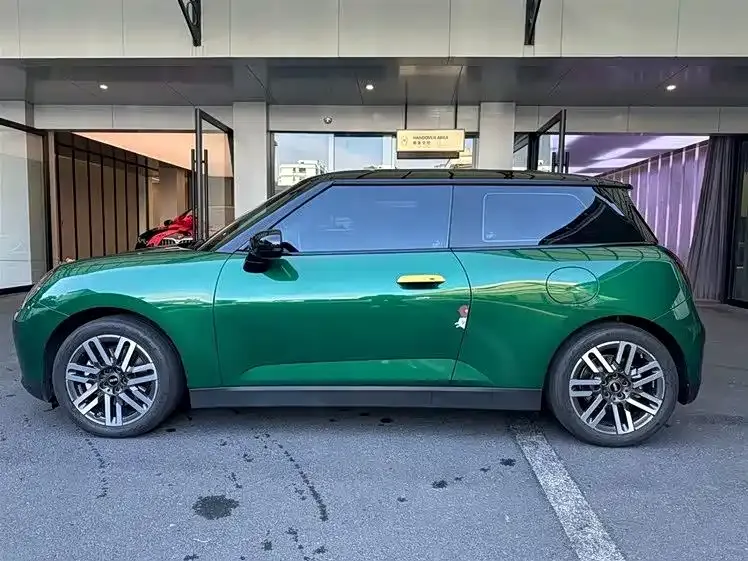 MINI Cooper EV — фото 9