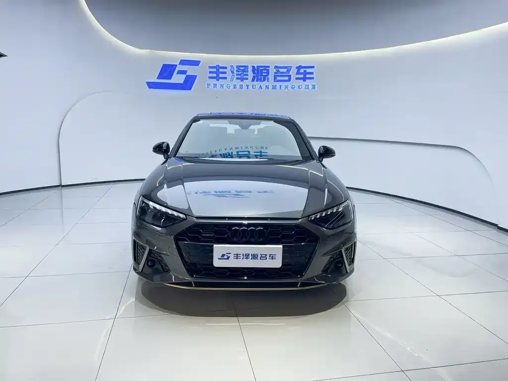 Audi A4L 2024 из CN, фото 6