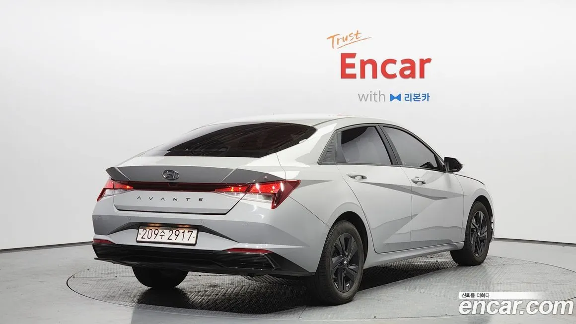 Hyundai AVANTE 2022 из KR, фото 2