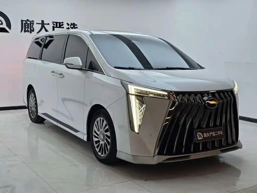 GAC Motor Trumpchi M8 — фото 3