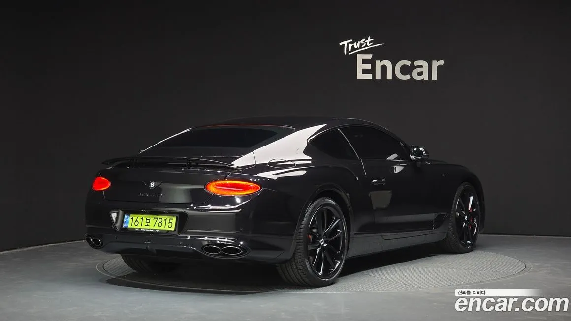 Bentley Continental 2023 из KR, фото 7