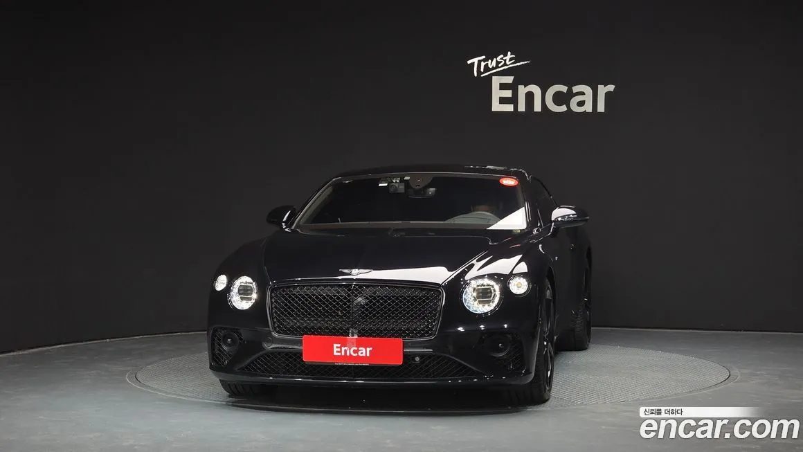 Bentley Continental 2023 из KR, фото 2