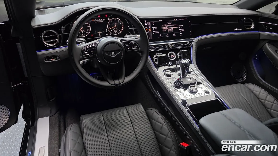 Bentley Continental 2023 из KR, фото 4