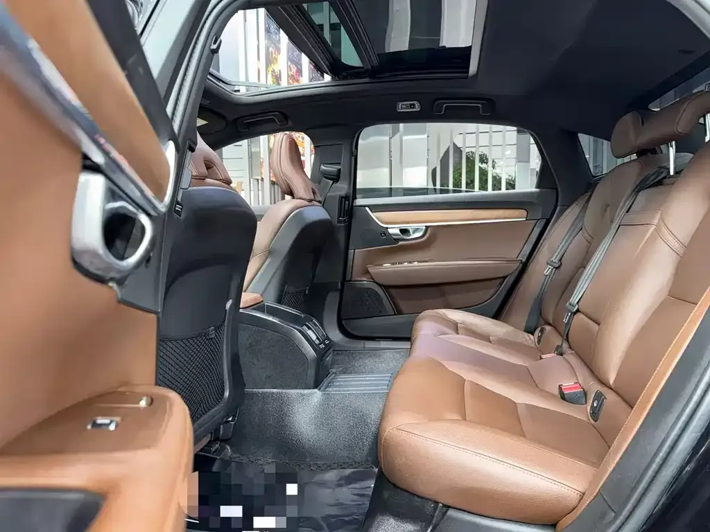 Volvo S90 2021 из CN, фото 6