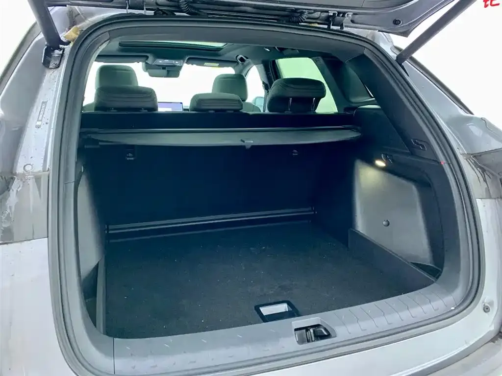 BYD L DM-i 2025 из CN, фото 2
