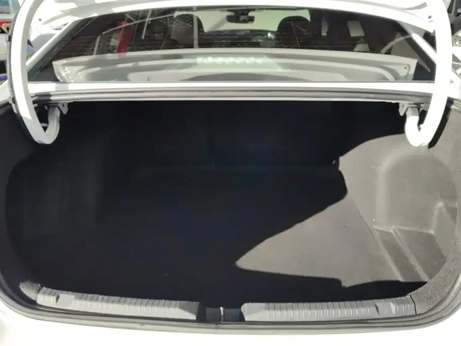 Volkswagen Lavida 2024 из CN, фото 2