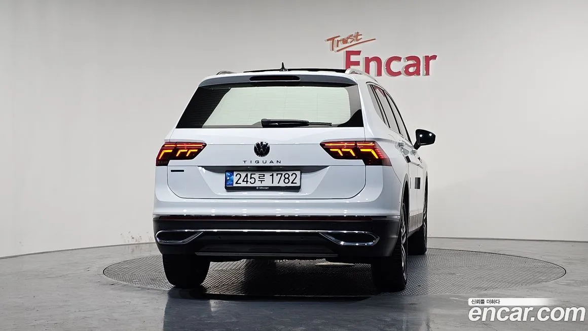 Volkswagen Tiguan 2022 из KR, фото 3