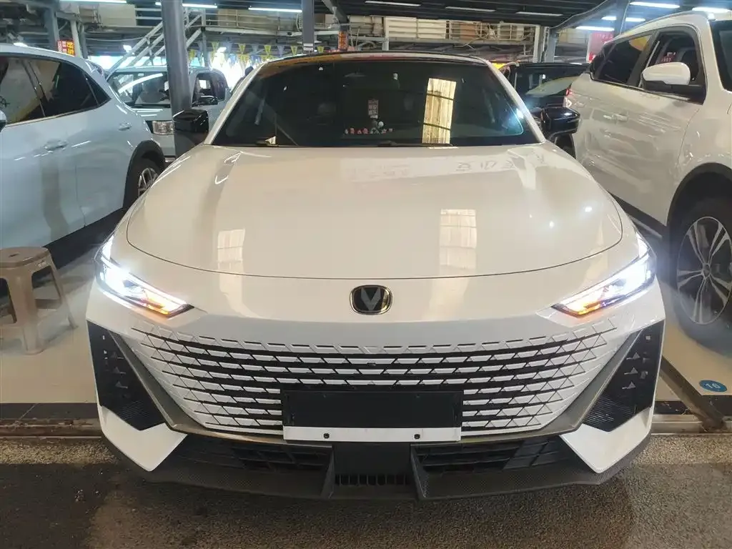 Changan UNI-V 2025 из CN, фото 6