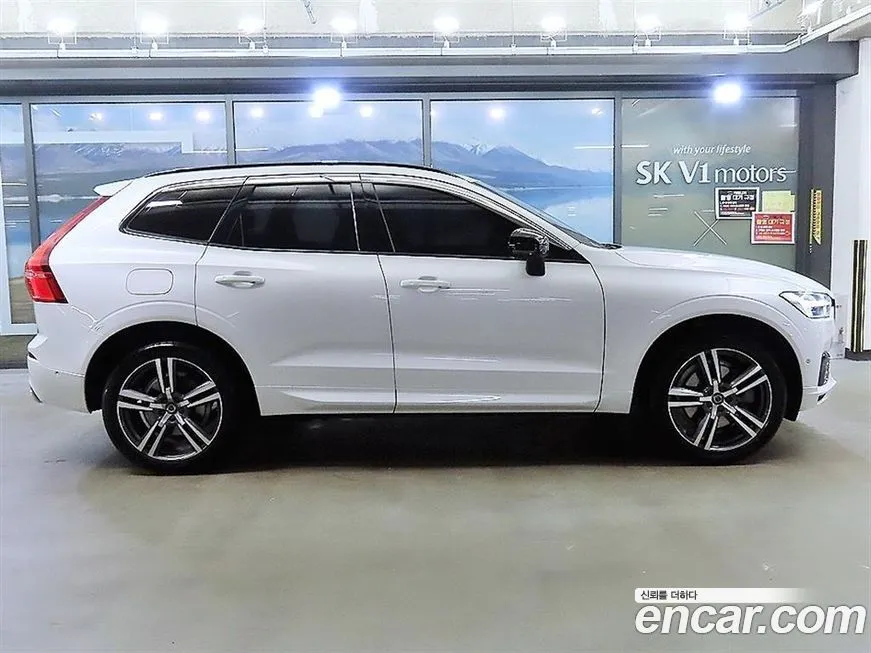 Volvo XC60 2021 из KR, фото 3