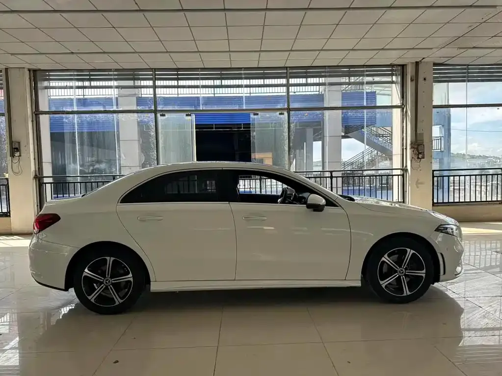 Mercedes-Benz A-Class 2022 из CN, фото 9