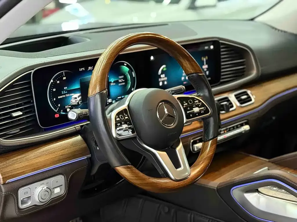 Mercedes-Benz GLS 2023 из CN, фото 5
