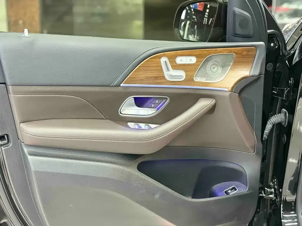 Mercedes-Benz GLS 2023 из CN, фото 3