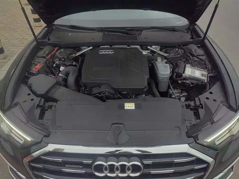 Audi A6L 2023 из CN, фото 9