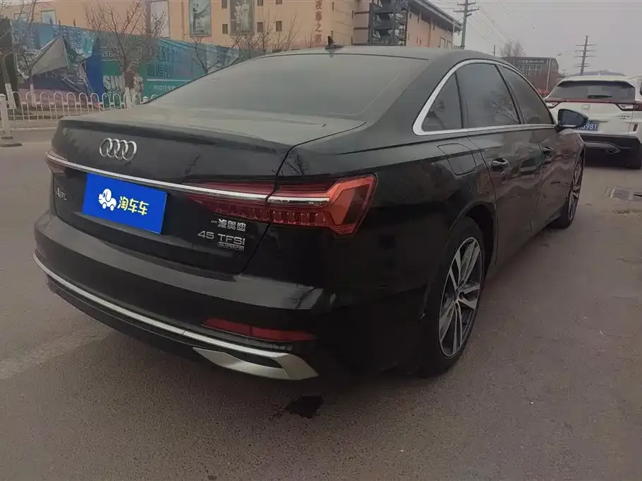 Audi A6L 2023 из CN, фото 3