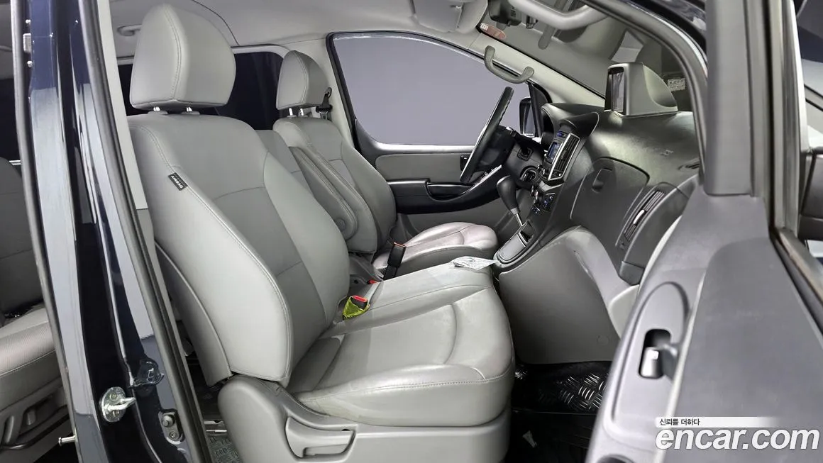 Hyundai Starex 2021 из KR, фото 3