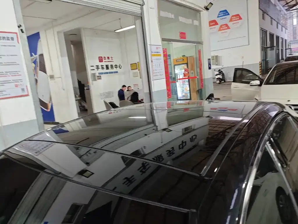 Toyota Camry 2024 из CN, фото 3
