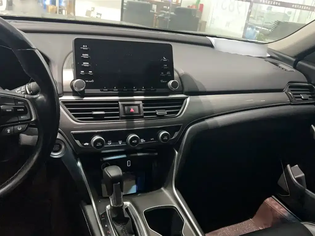 Honda Accord 2021 из CN, фото 4