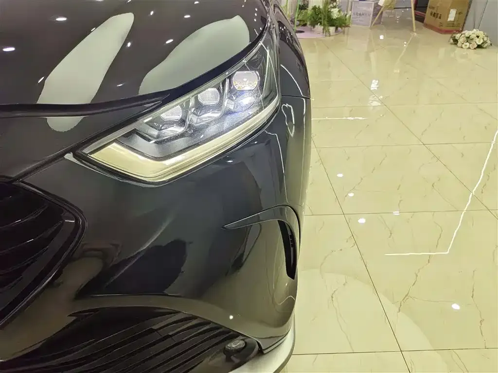 Toyota Crown Kluger 2022 из CN, фото 5