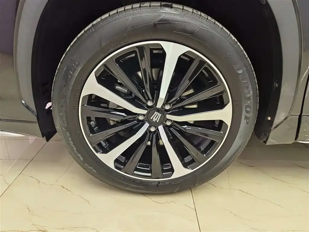 Toyota Crown Kluger 2022 из CN, фото 6