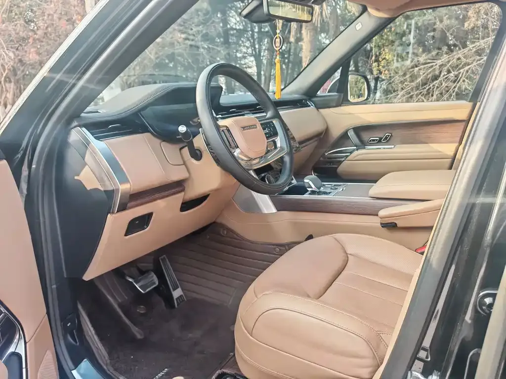 Land Rover Range Rover 2023 из CN, фото 2