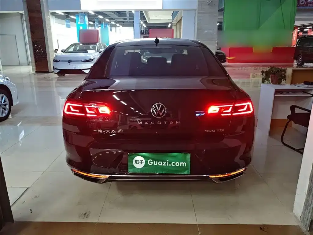 Volkswagen Magotan 2022 из CN, фото 8
