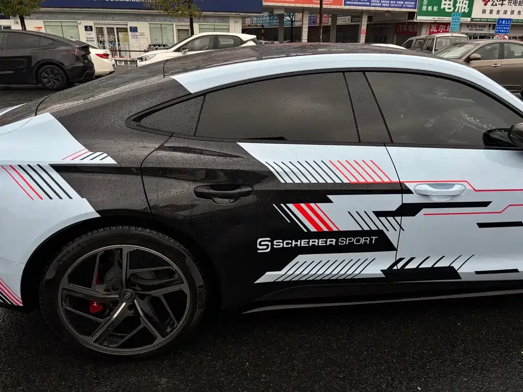 Audi RS e-tron GT 2024 из CN, фото 3