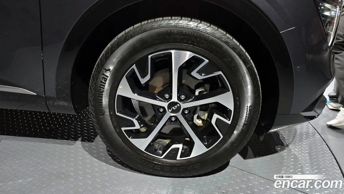 Kia Sportage — фото 6