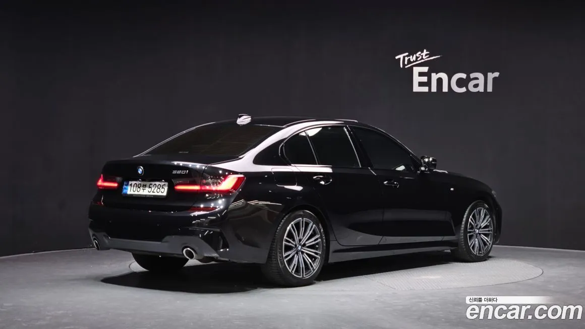 BMW 3-Series 2022 из KR, фото 3