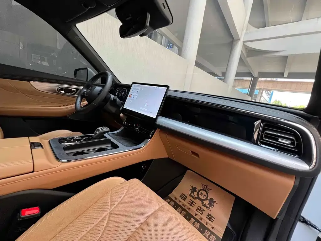 GAC Motor Trumpchi ES9 — фото 3