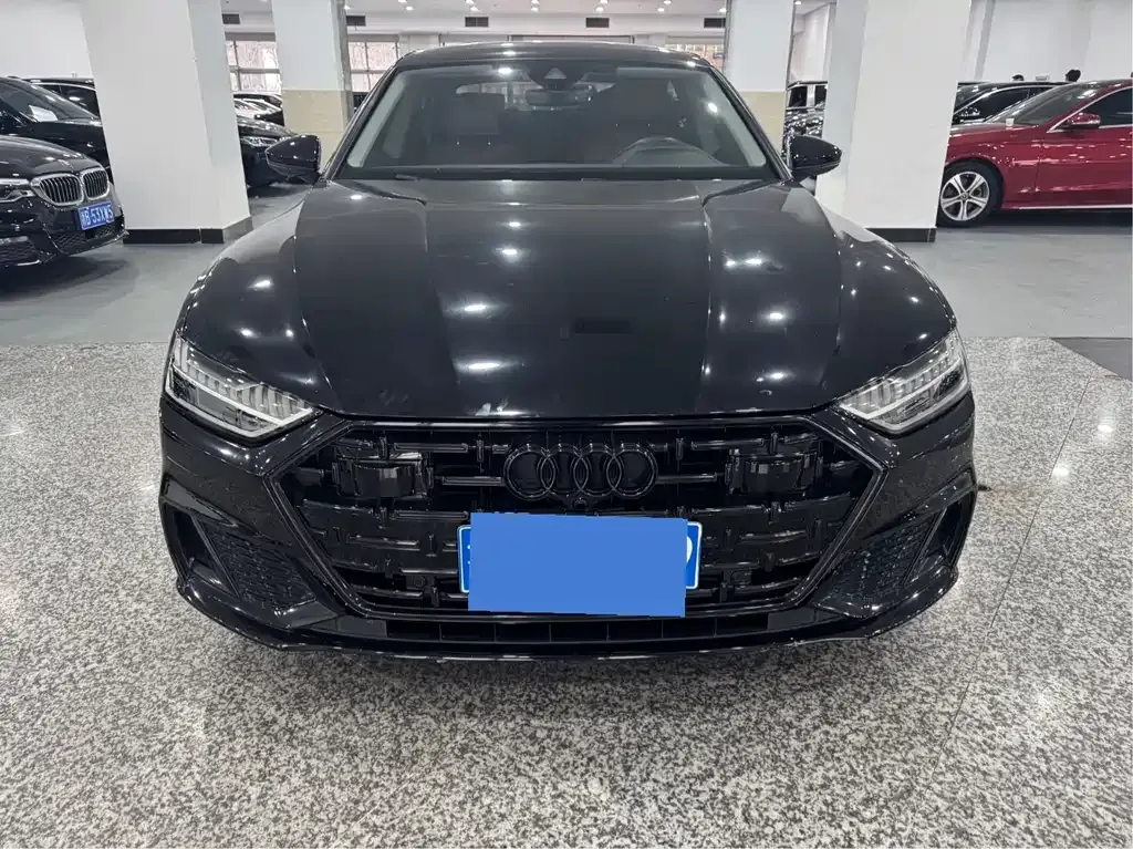 Audi A7L 2024 из CN, фото 9