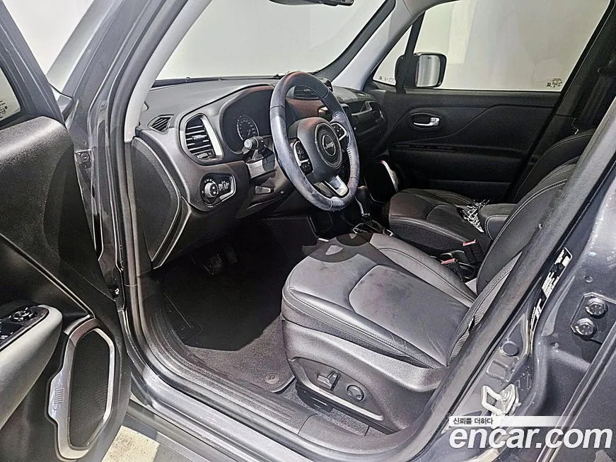 Jeep Renegade 2023 из KR, фото 6