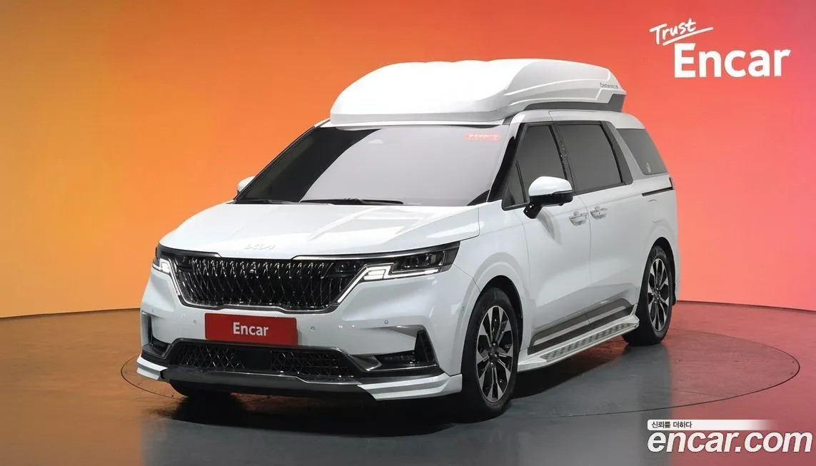 Kia Carnival 2023 из KR, фото 1