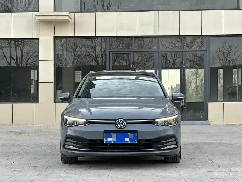 Volkswagen Golf 2022 из CN, фото 2